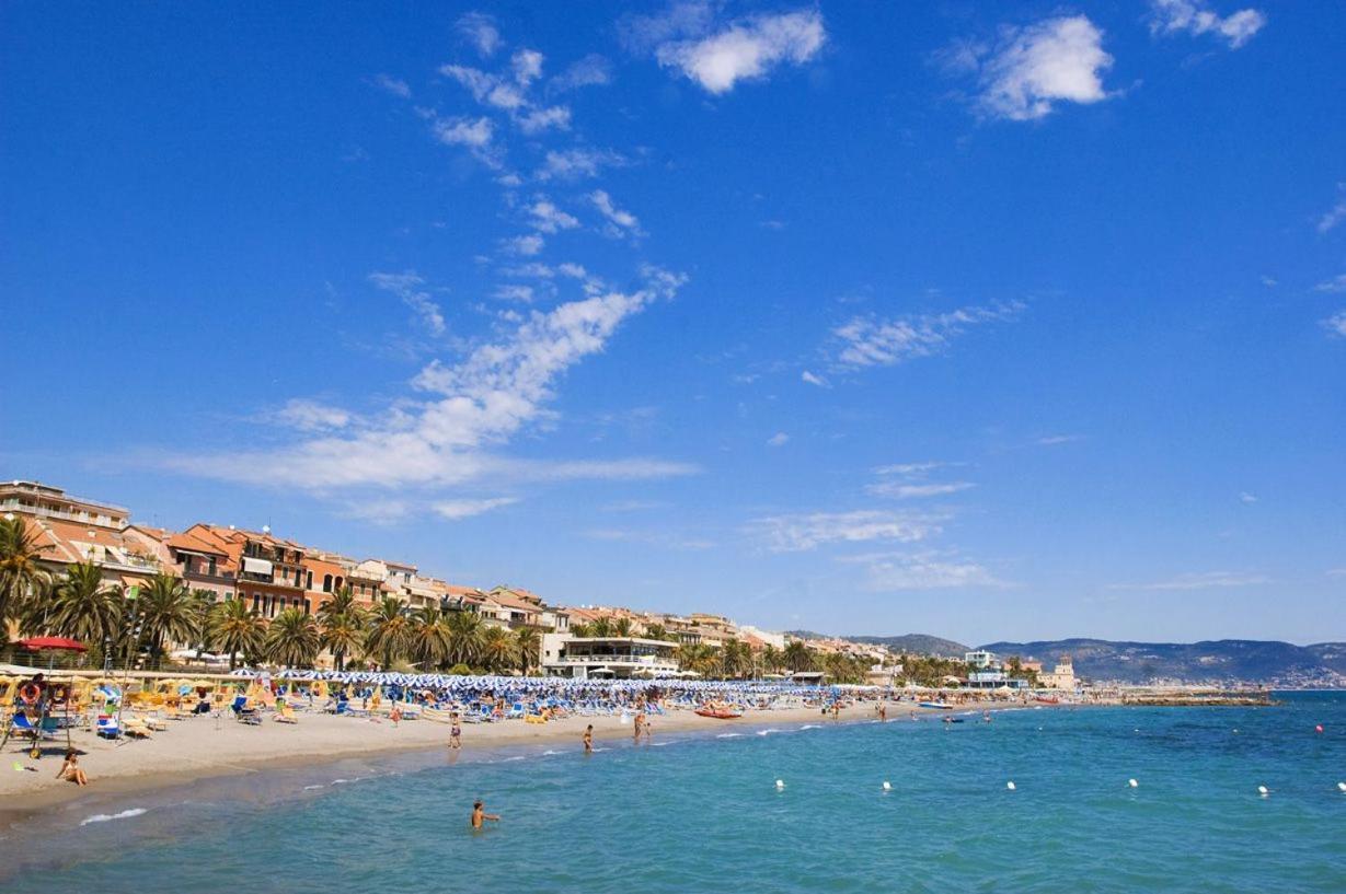 Appartamento 100Mt Dal Mare Loano Exterior photo